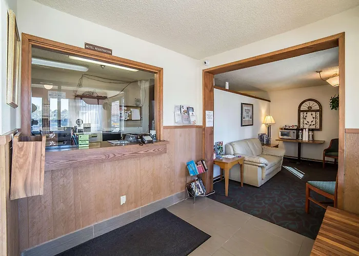 Inn Rodeway I-80 East 2*
