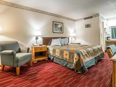 Inn Rodeway I-80 East
