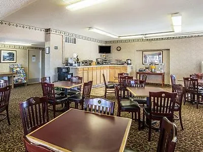 Inn Rodeway I-80 East 2*